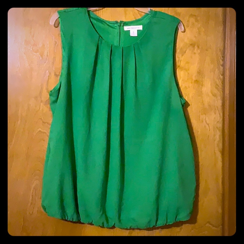 Sleeveless blouse! Beautiful green.